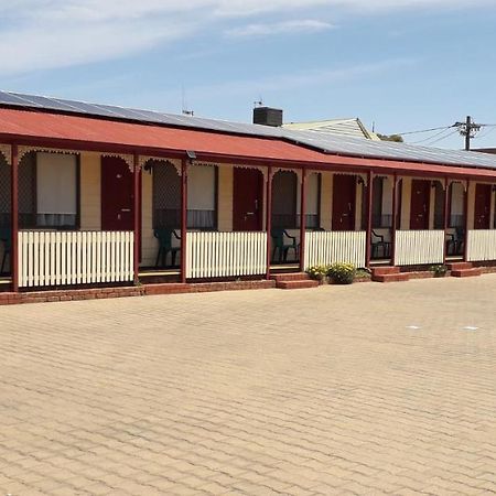Daydream Motel And Apartments Broken Hill Ngoại thất bức ảnh