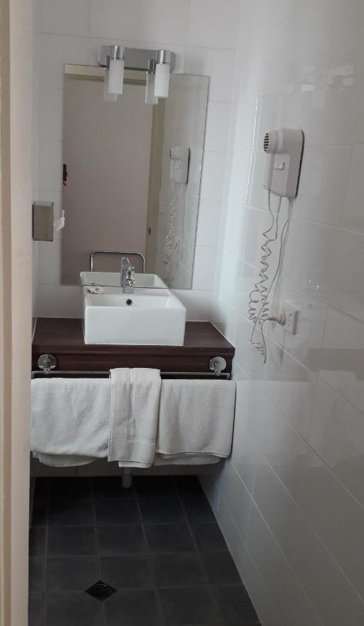 Daydream Motel And Apartments Broken Hill Ngoại thất bức ảnh