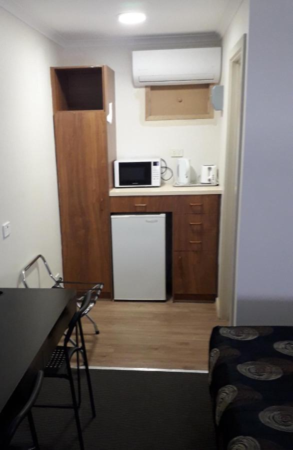 Daydream Motel And Apartments Broken Hill Ngoại thất bức ảnh