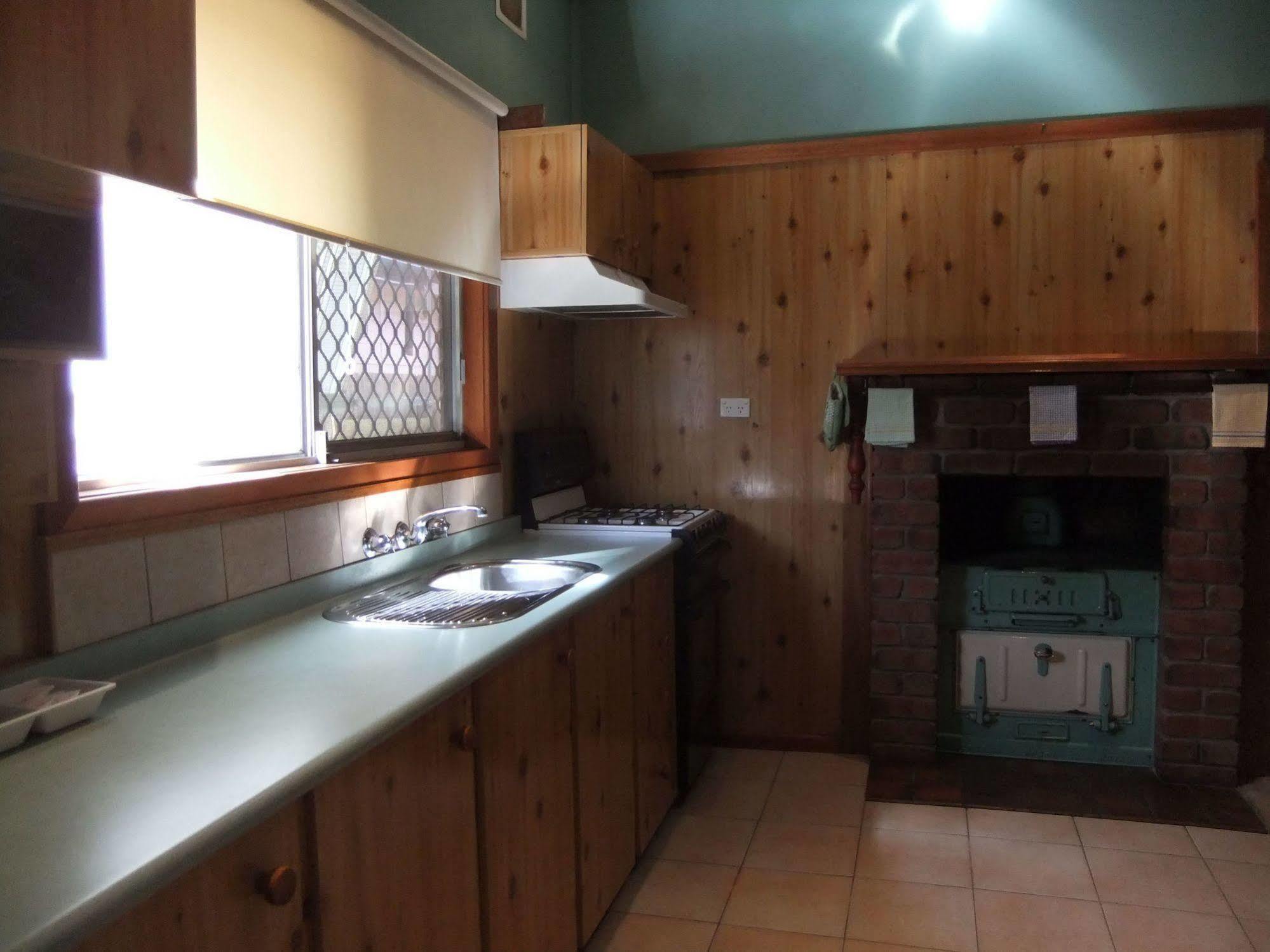 Daydream Motel And Apartments Broken Hill Ngoại thất bức ảnh