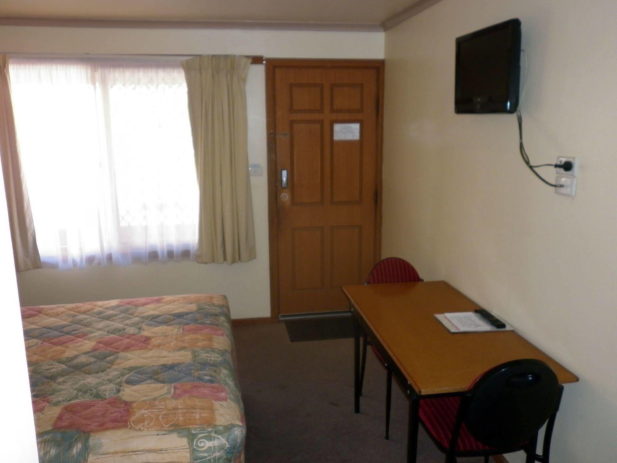 Daydream Motel And Apartments Broken Hill Ngoại thất bức ảnh